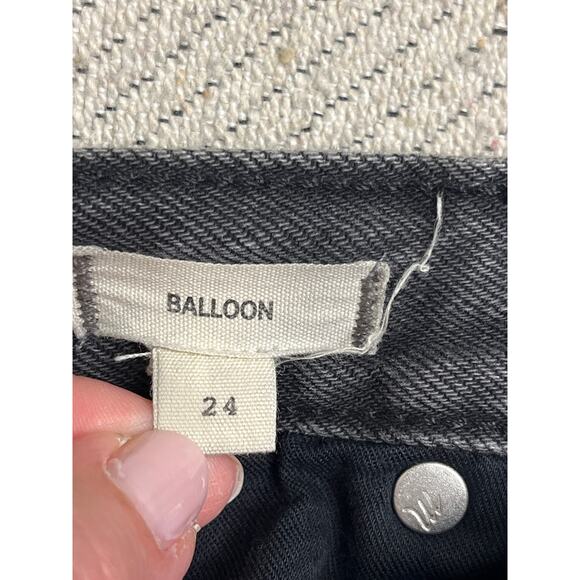 Madewell Balloon Button fly Jeans in Noll Wash, size 24, style: md690 - Picture 10 of 16